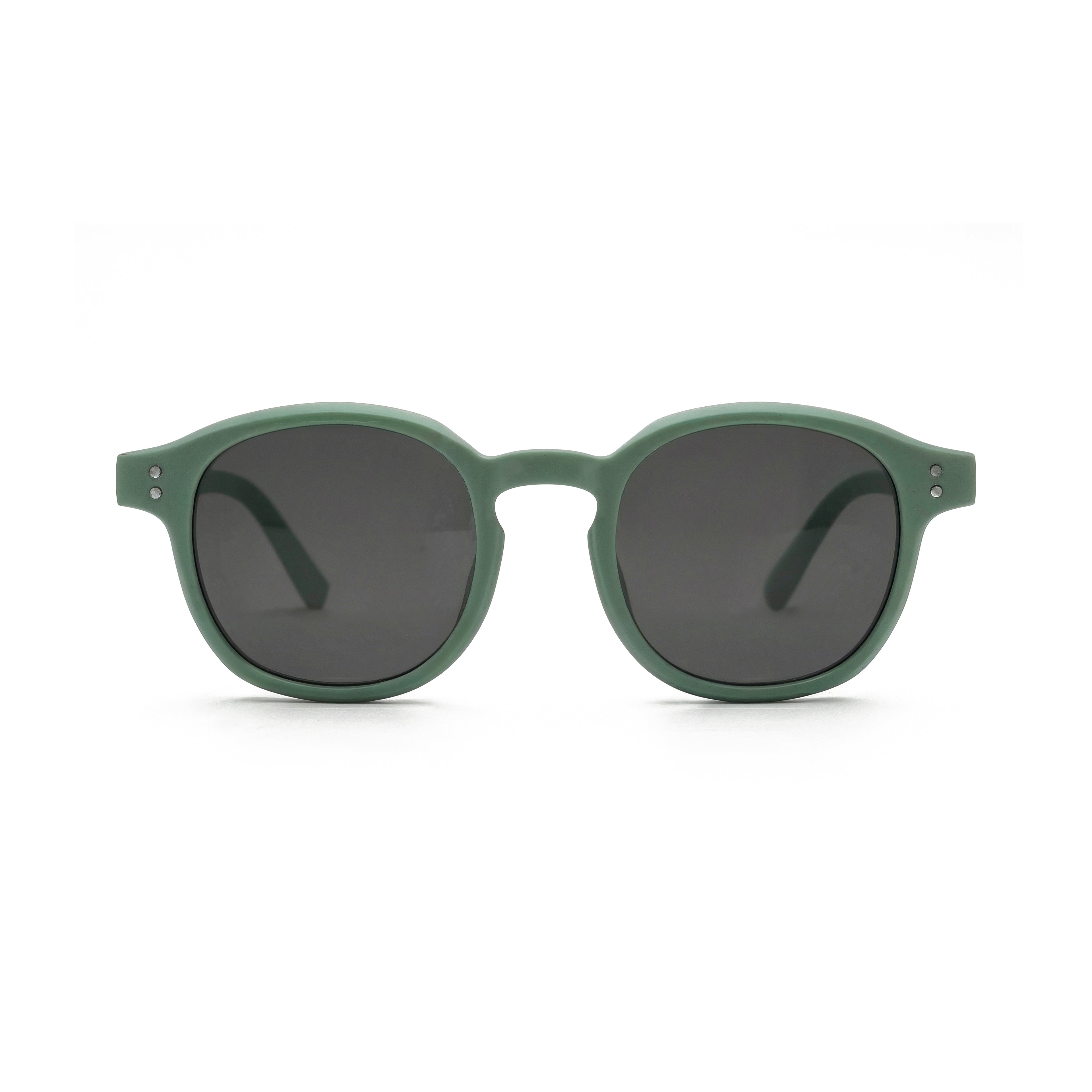 Occhiali da sole zo-oz stile pantos modello Buzz verde opaco per bambini 6-12 anni. Inquadratura frontale con le aste aperte appoggiate su una superficie.